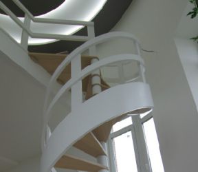 Стайрс - Винтовая лестница 