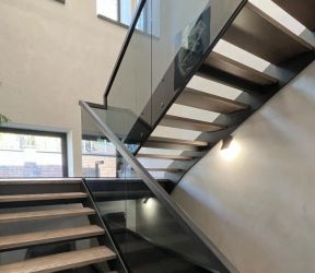 Stairs - Современная лестница в интерьере